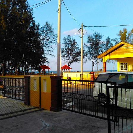 Homestay Memori Dungun Exterior photo
